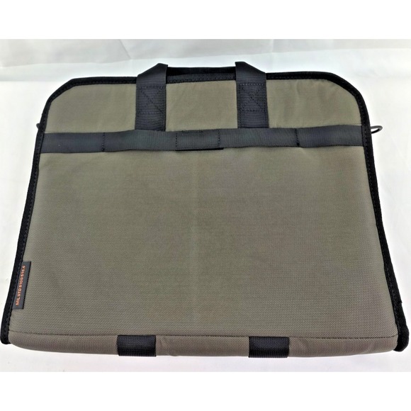 UAG Urban Armor Gear 15\